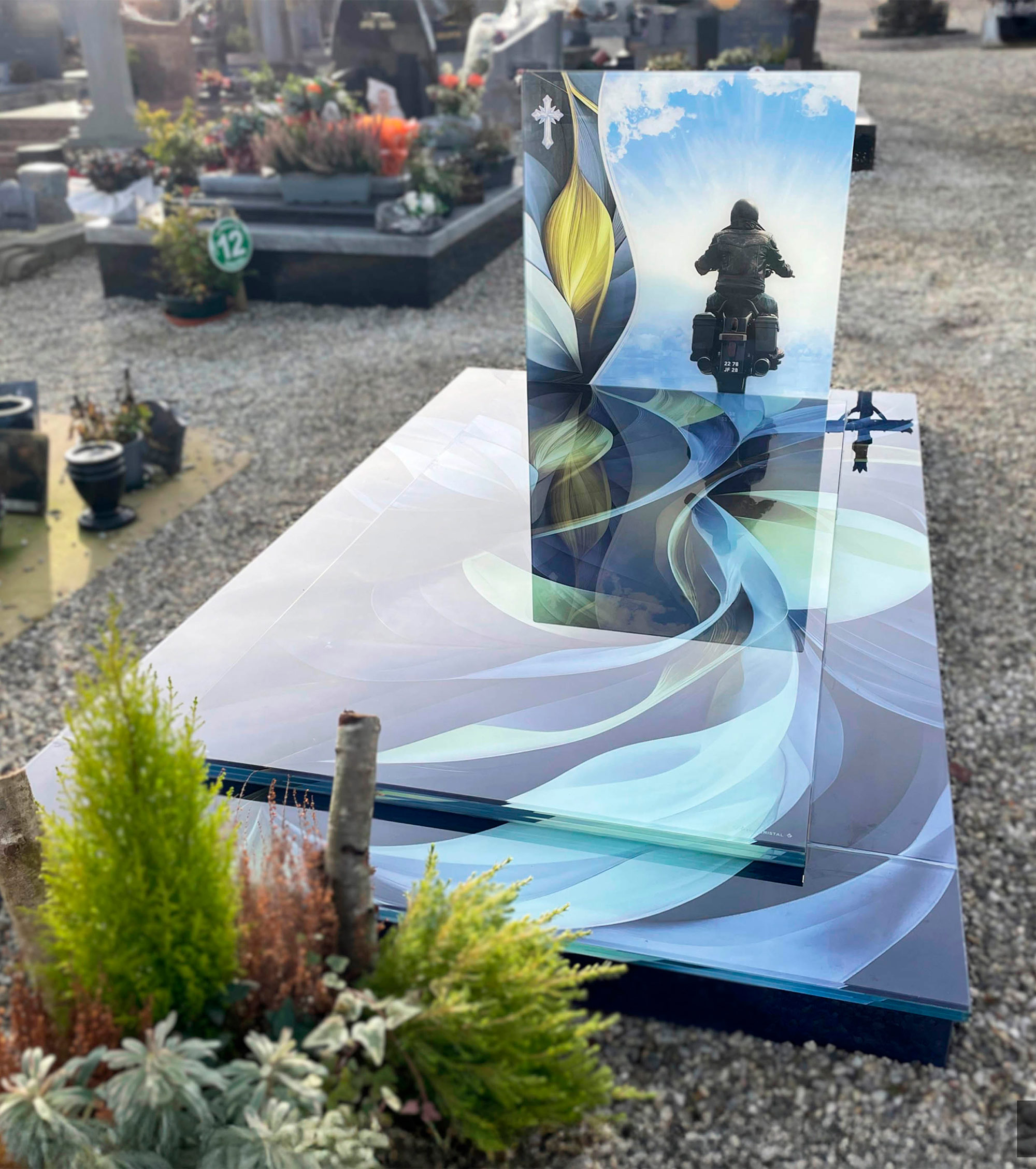 Monument Funéraire Pierre & CRISTAL