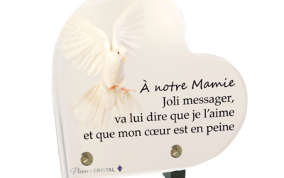 Le Messager Céleste: La Colombe, Symbole de Pureté et d’Amour
